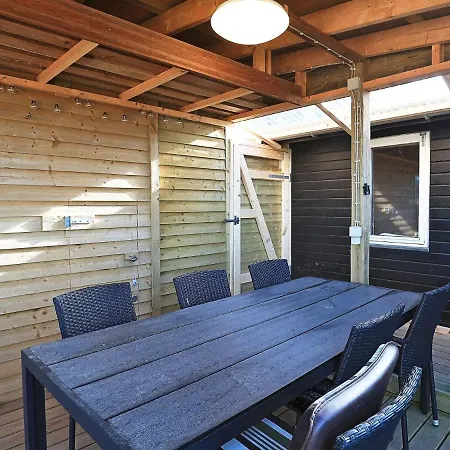 6 Person Holiday In L Kken